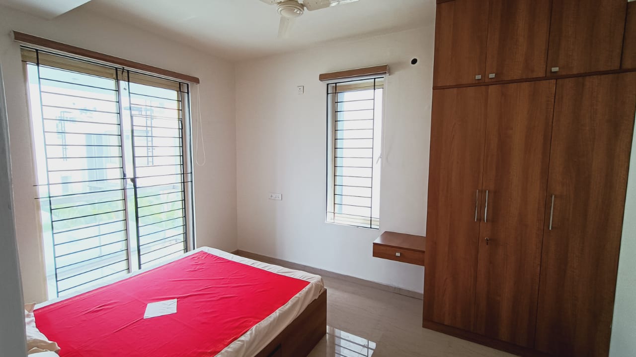 2BHK Semifurnished House 1400 sqft