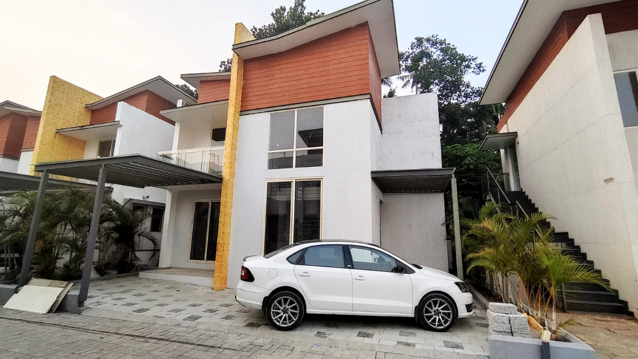 2BHK Semifurnished House 1400 sqft