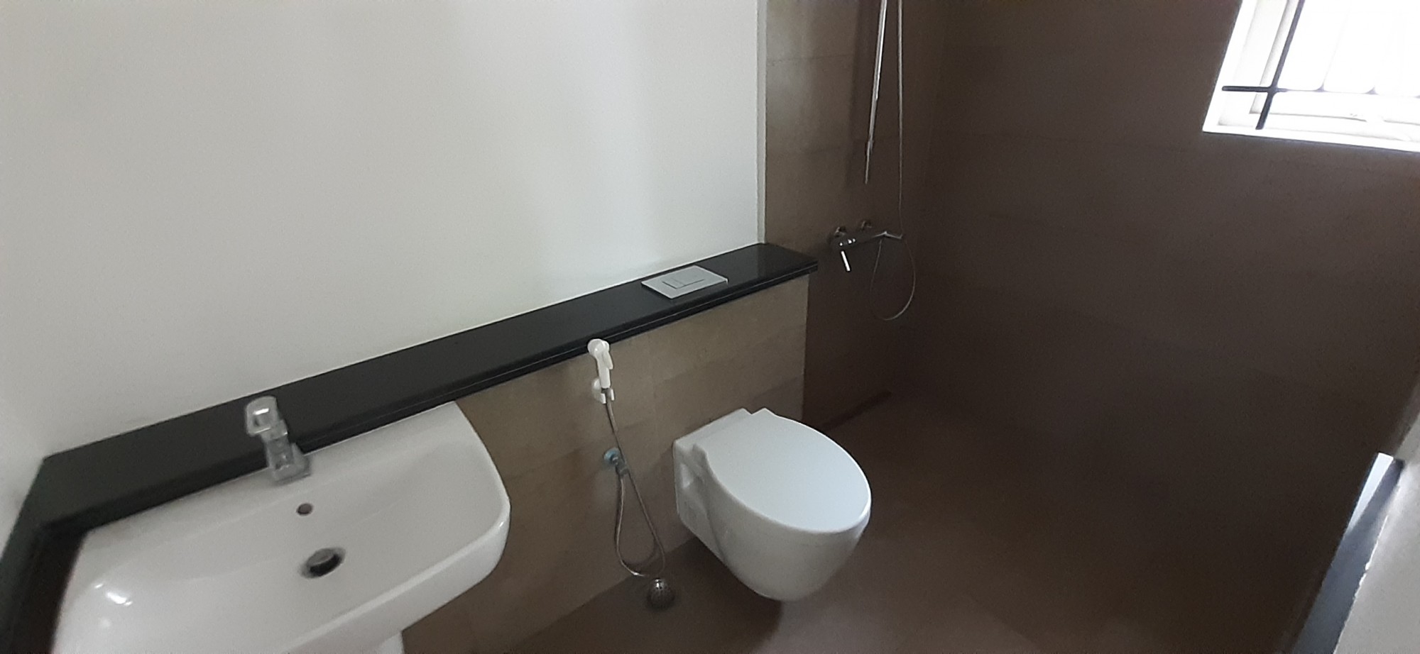 3BHK Semifurnished Flat in Judges Avenue, Kaloor, 1713sqft