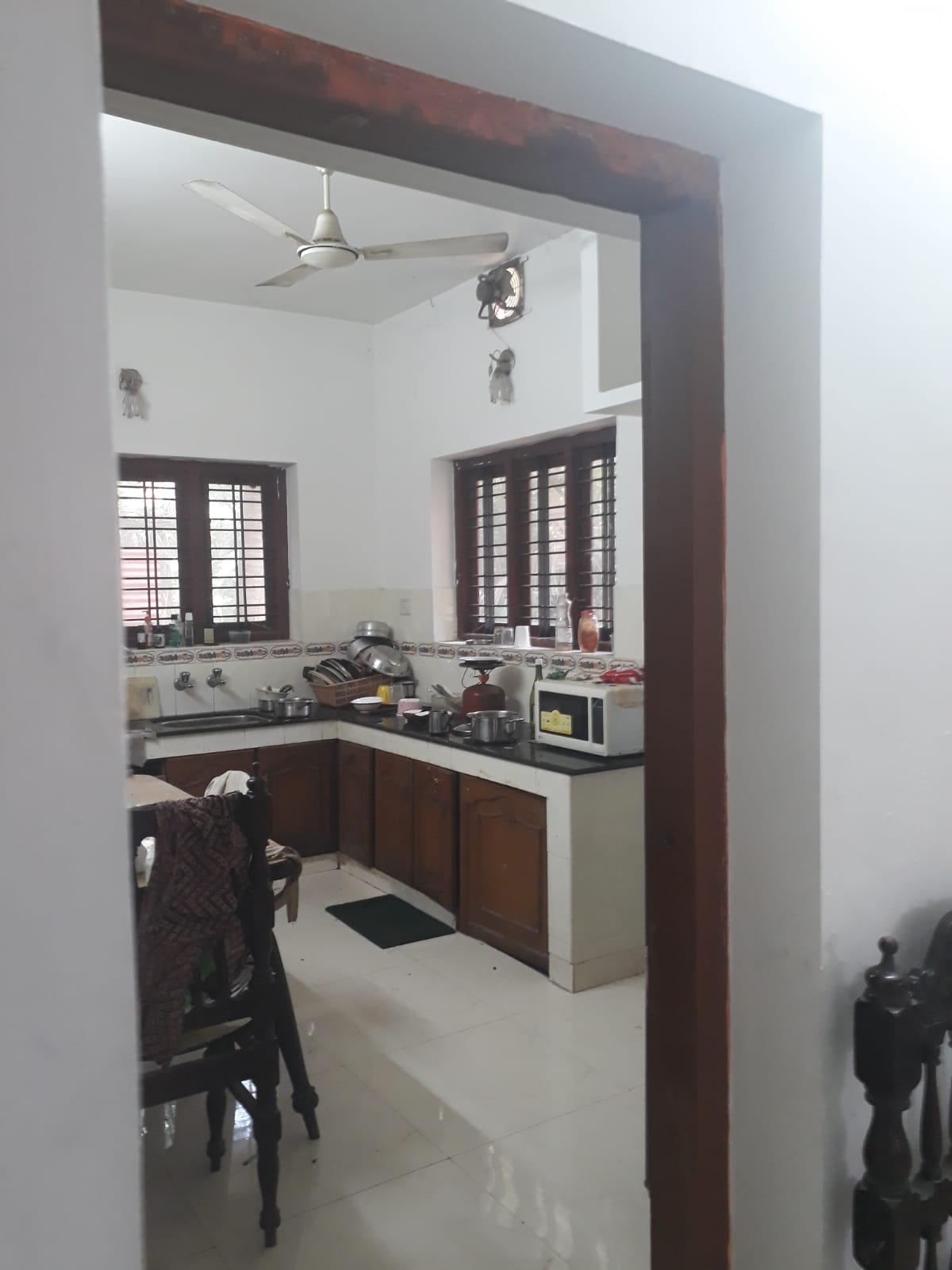 5BHK Semifurnished House2100sqft