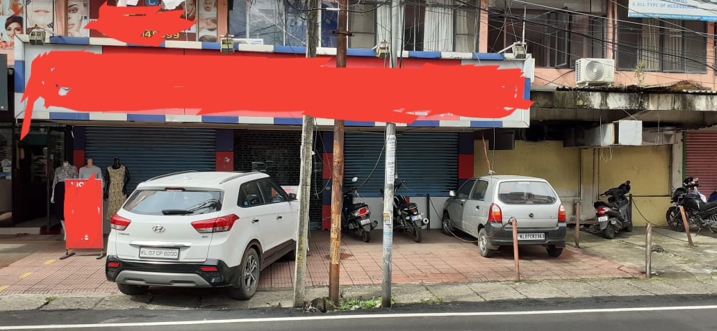 27 cents of Commercial/ Residential property in Kadavanthra
