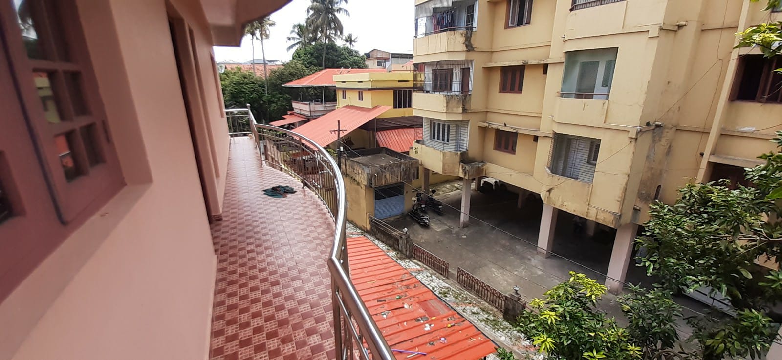 3BHK Semifurnished House1800 sqft in Kakkanad