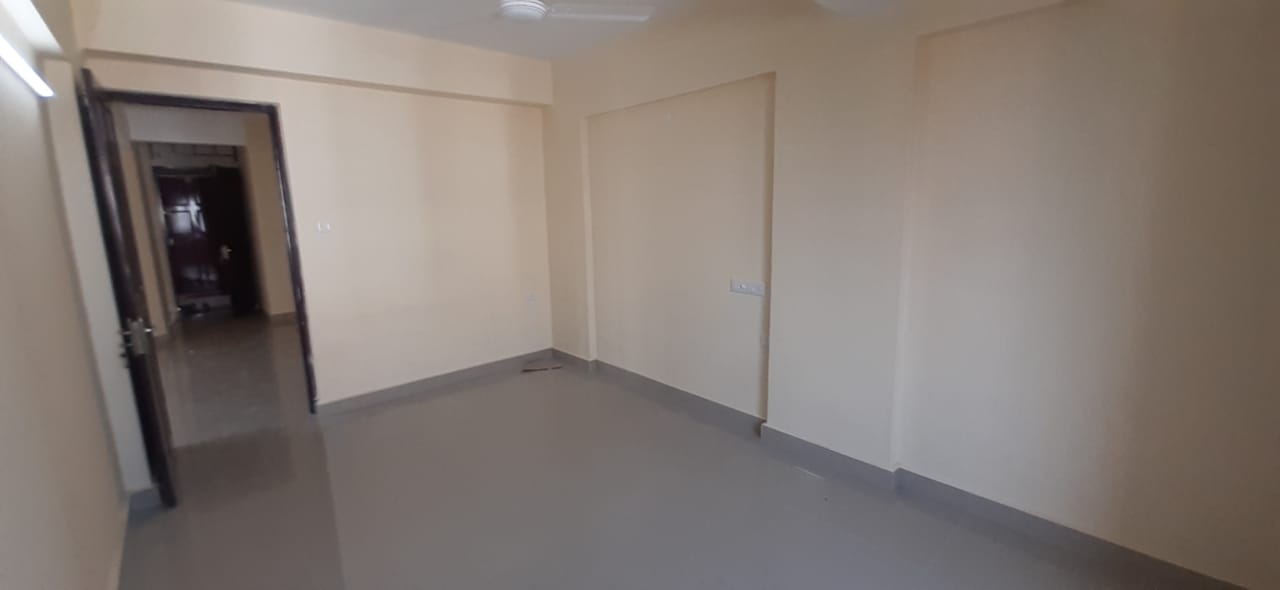 3BHK Semifurnished House1300sqft