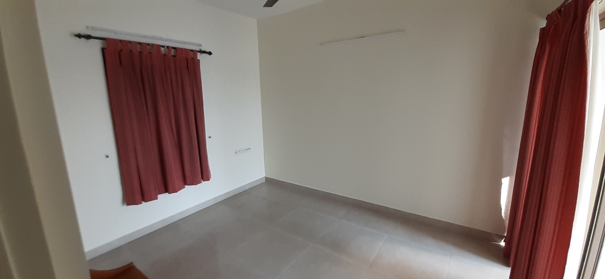 3BHK Semifurnished House  2000sqft