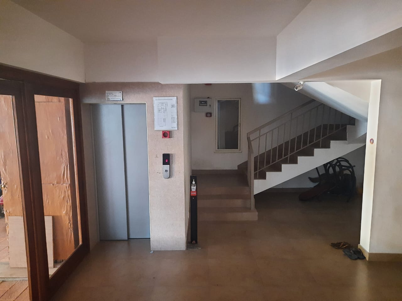 3BHK Semifurnished Apartment 1650 sqft - for sale in Panampilly Nagar, Kochi ( Ernakulam ), Kerala