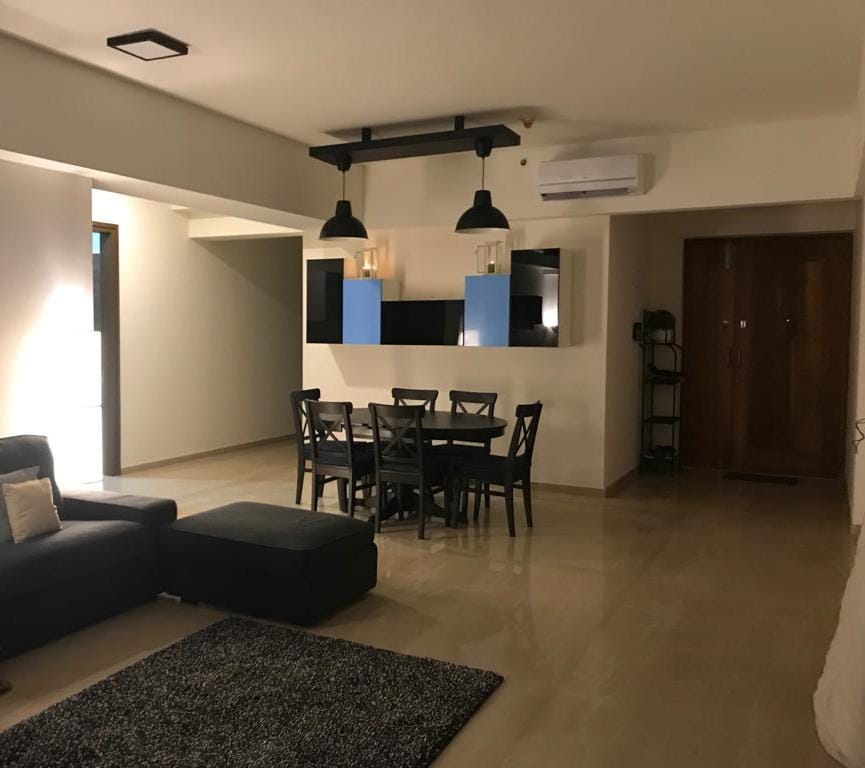 4 BHK Fully Furnished Flat in Marine Drive, Ernakulam, 3000Sqft