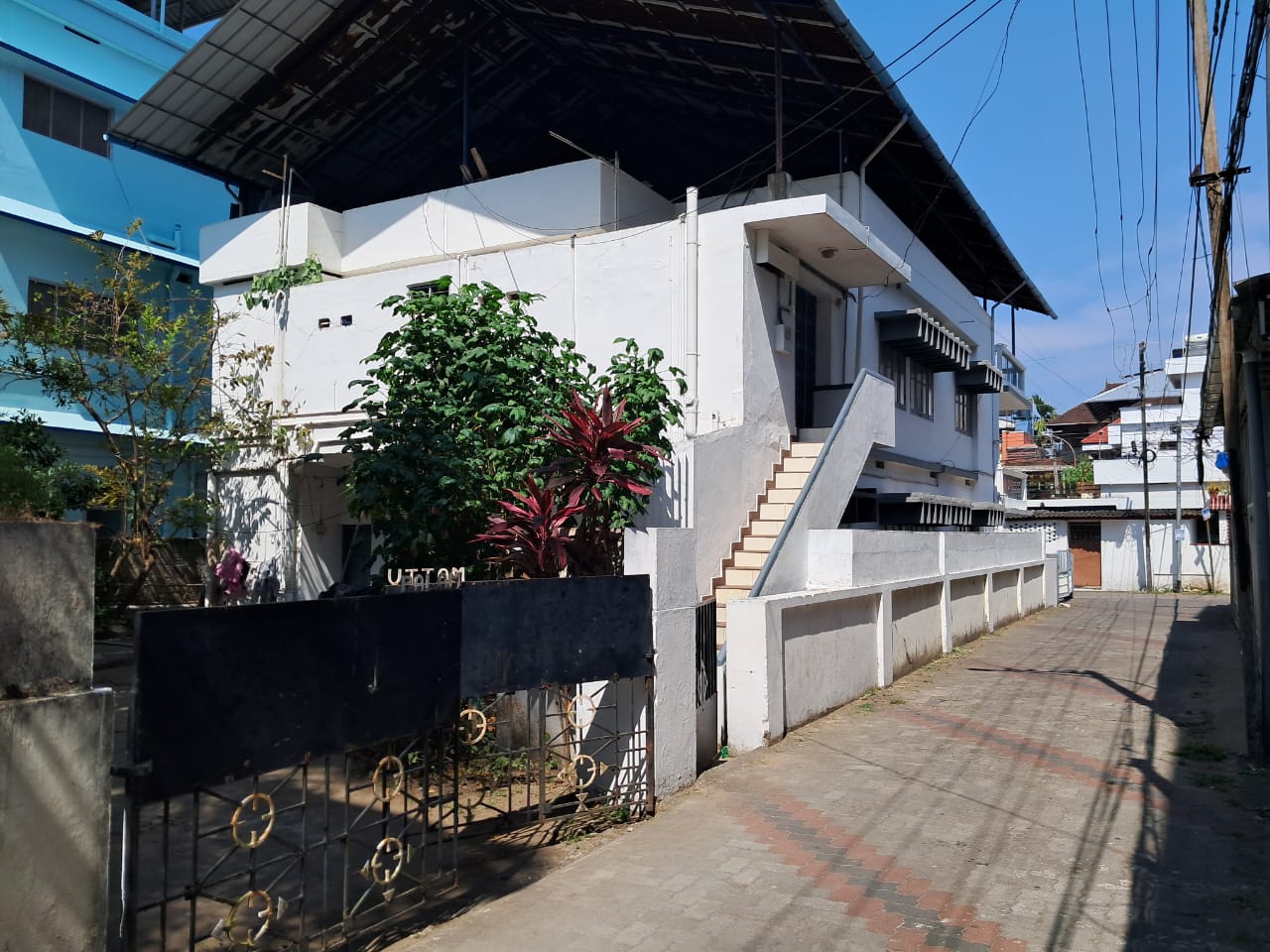 8.750 Cents of property with old house near Thevara