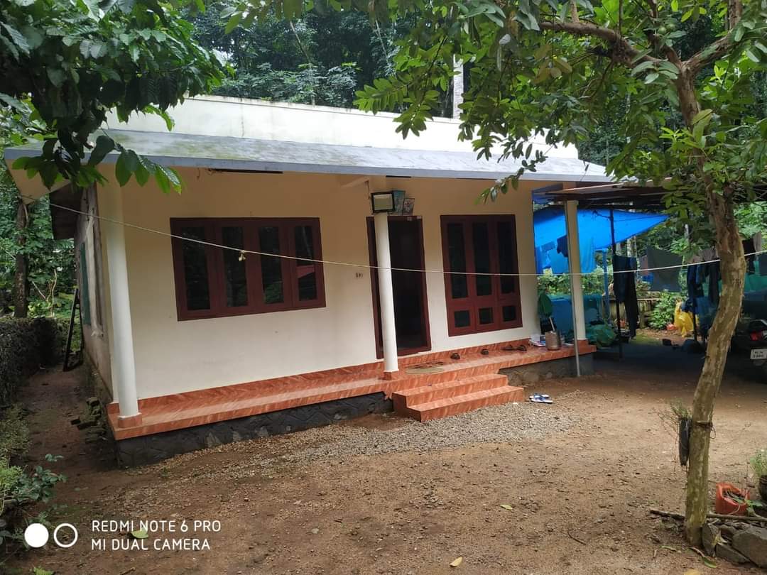 3BHK semifurnished House 8222sqft