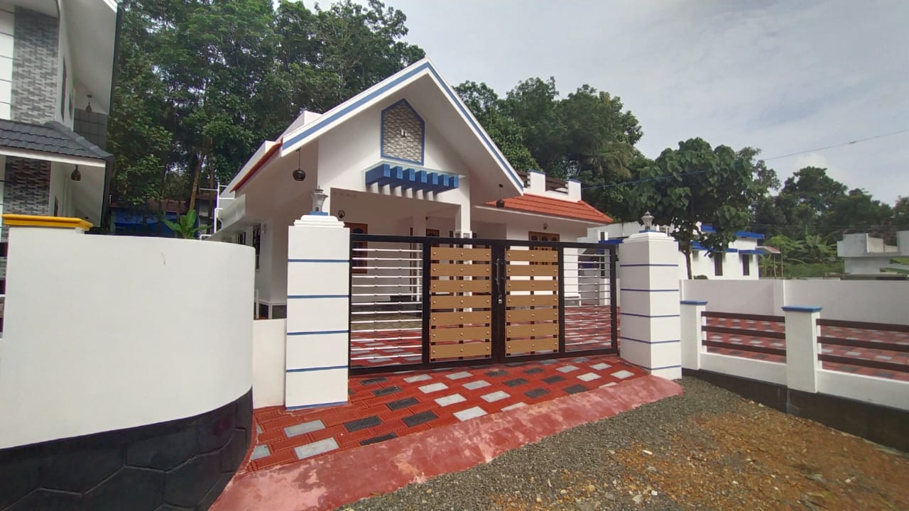 3BHK Brandnew House 1350sqft - for sale in Ettumanoor, Kottayam, Kerala