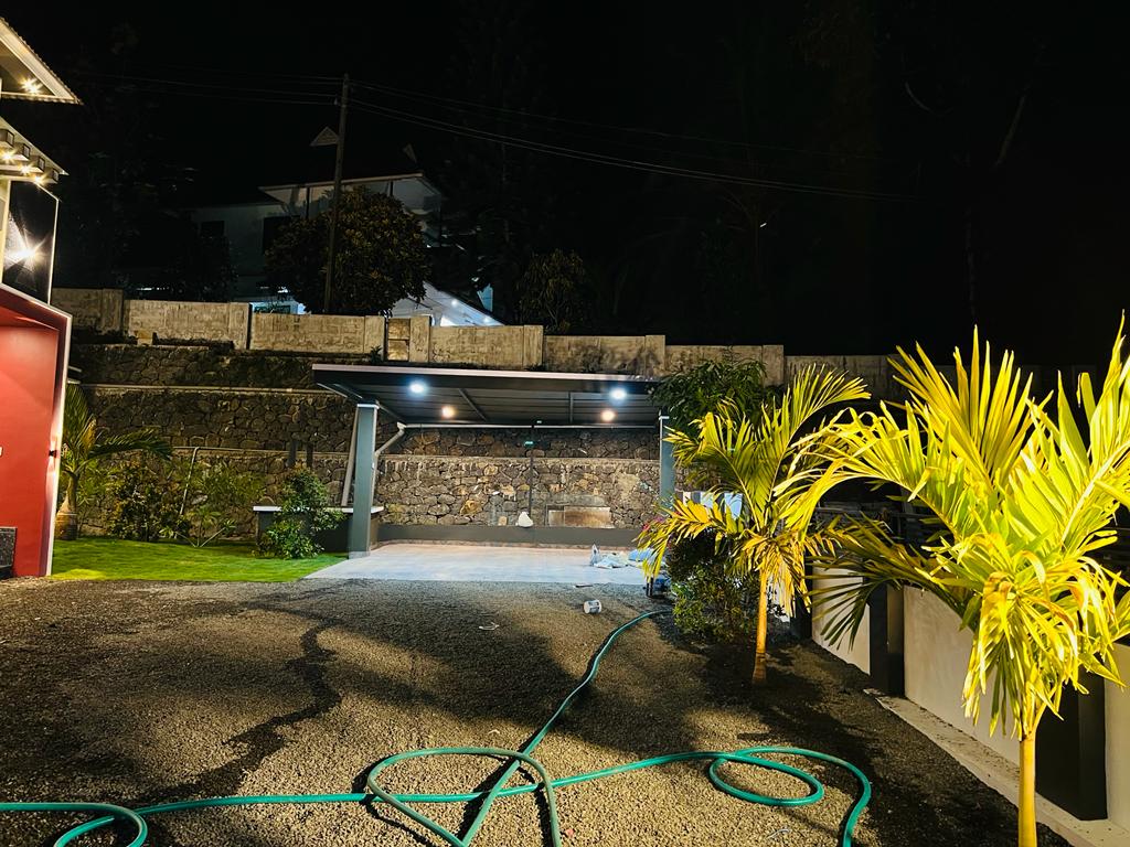 3BHK Semi furnished House with 2.75 cents1375 sqft