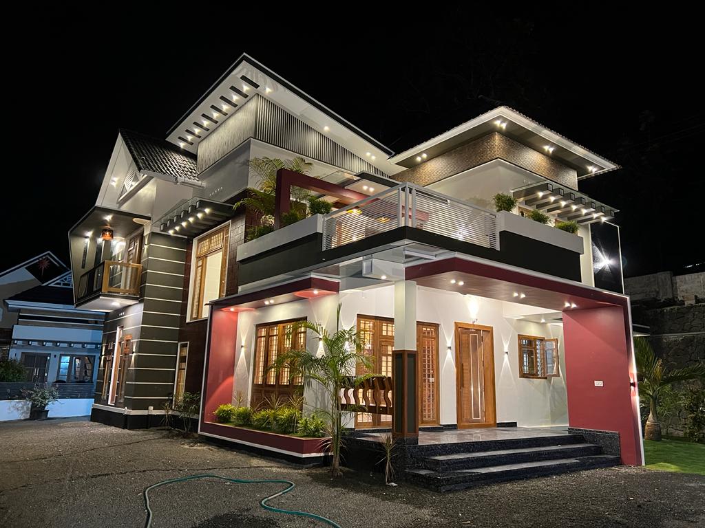 3BHK Semi furnished House with 2.75 cents1375 sqft