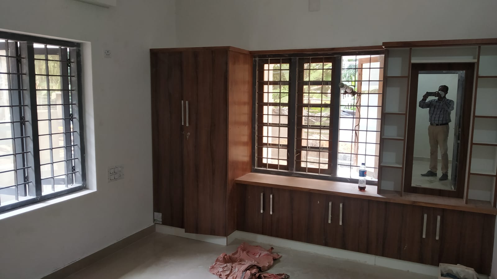 3 BHK Semifurnished Flat in Kaloor, 1115sqft
