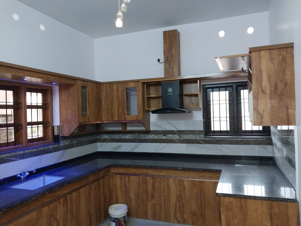 4BHK Semifurnished House with 15cent Land2850sqft - for sale in Ettumanoor Kottayam, Kottayam, Kerala