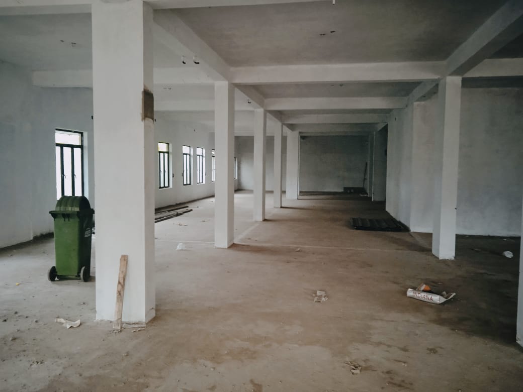 Commercial building for rent 24,000 sq ft