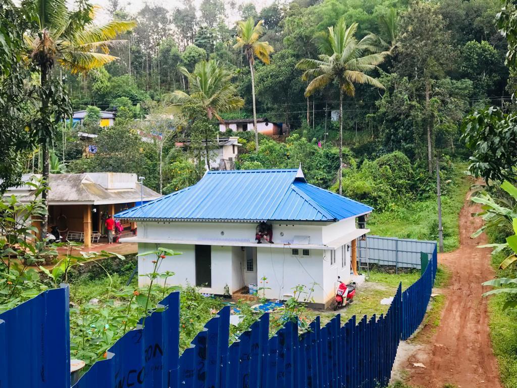 2BHK Semifurnished House with 10cent9000sqft