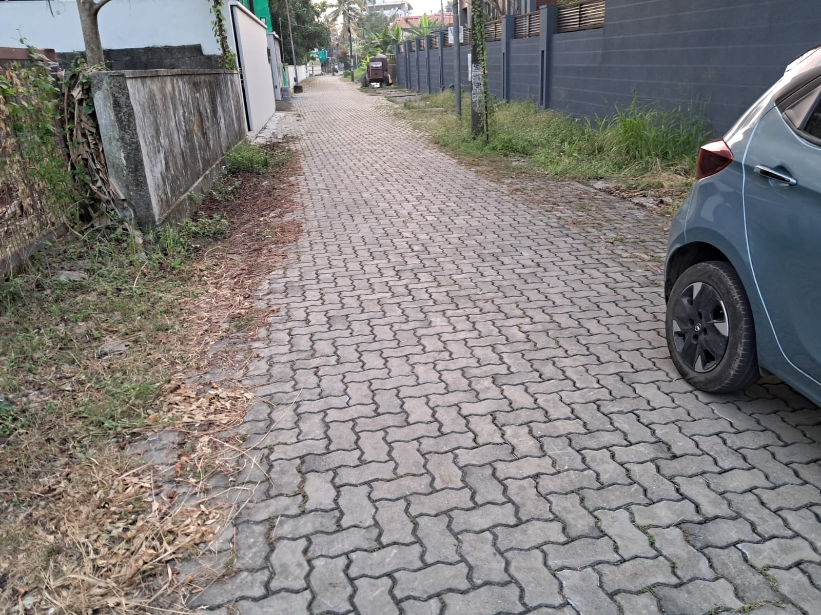 10 Cents of prime residential property in Kadavanthra