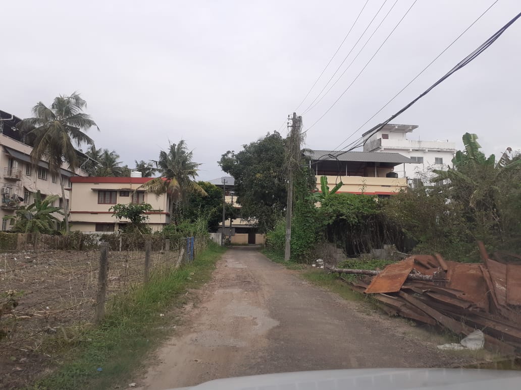 15 cents of Prime residential/ commercial property with an old Bunglow in Palarivattom