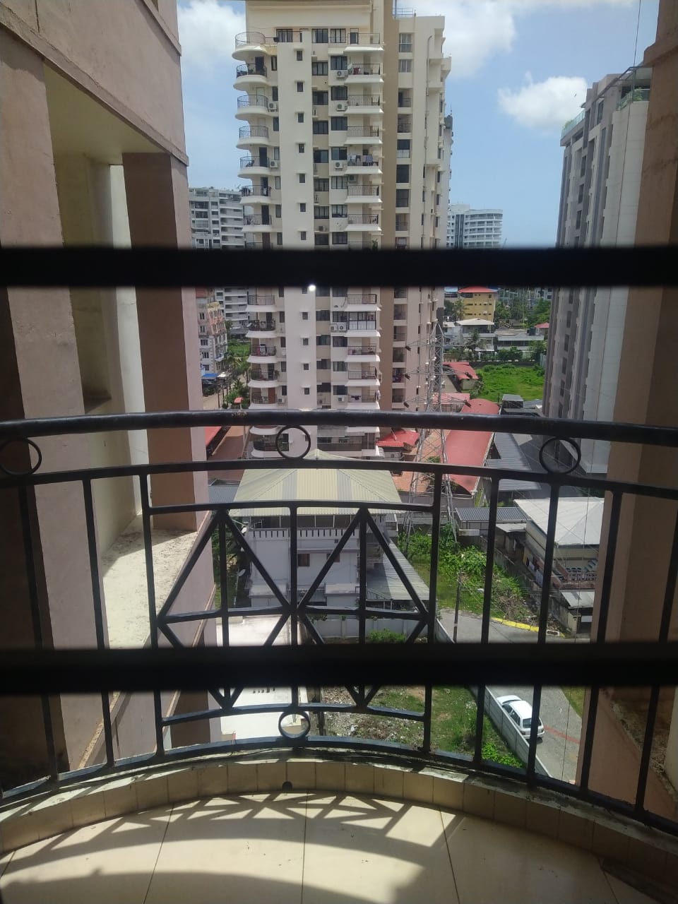 1250 Sqft 3 BHK Semi Furnished Flat for sale at Kadavanthra. - for sale in Vidyanagar, Kochi ( Ernakulam ), Kerala