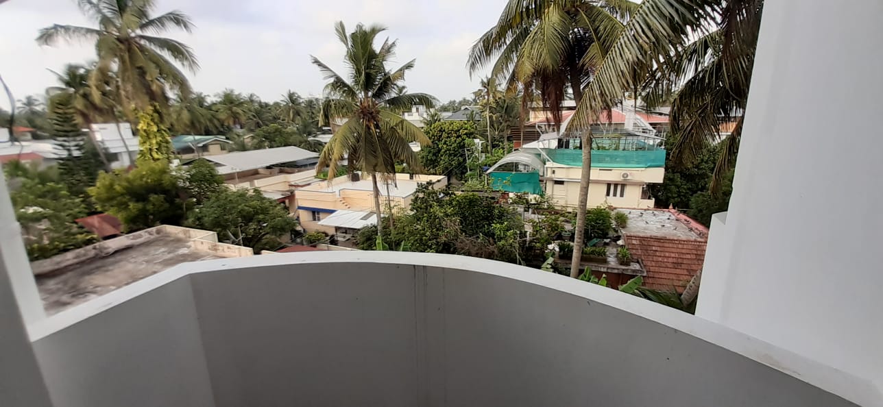 5.700 cents of Semi Commercial House plot in Kadavanthra - for sale in Kadavanthara, Kochi ( Ernakulam ), Kerala