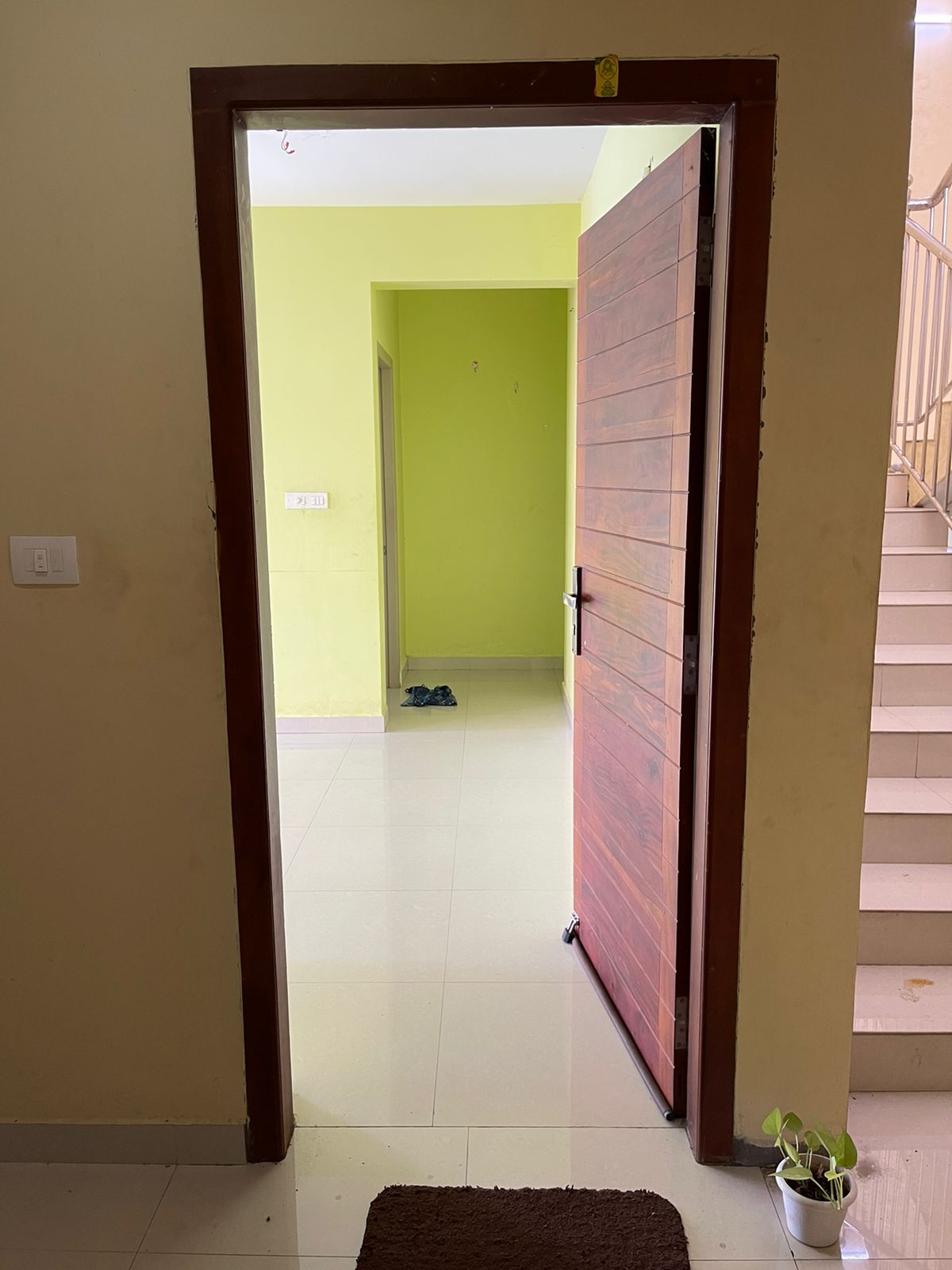 2BHK Semifurnished Flat,1000sqft