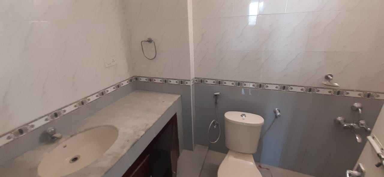 3BHK Fully Furnished Flat in Panampilly Nagar, Ernakulam, 2240 sqft