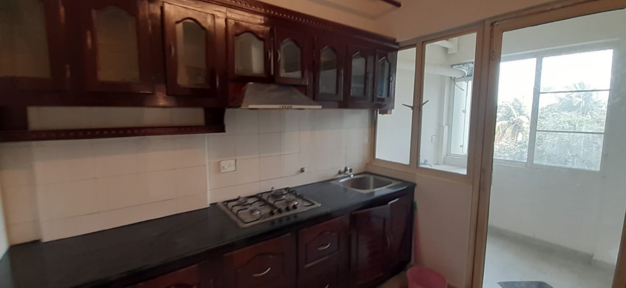 3BHK Fully Furnished Flat in Panampilly Nagar, Ernakulam, 2240 sqft