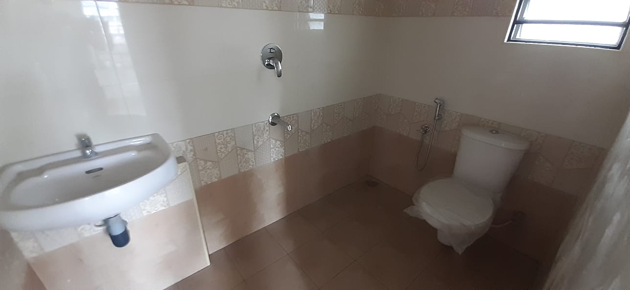 4BHK Fully Furnished Posh House 5000 sqft, Near North Paravoor