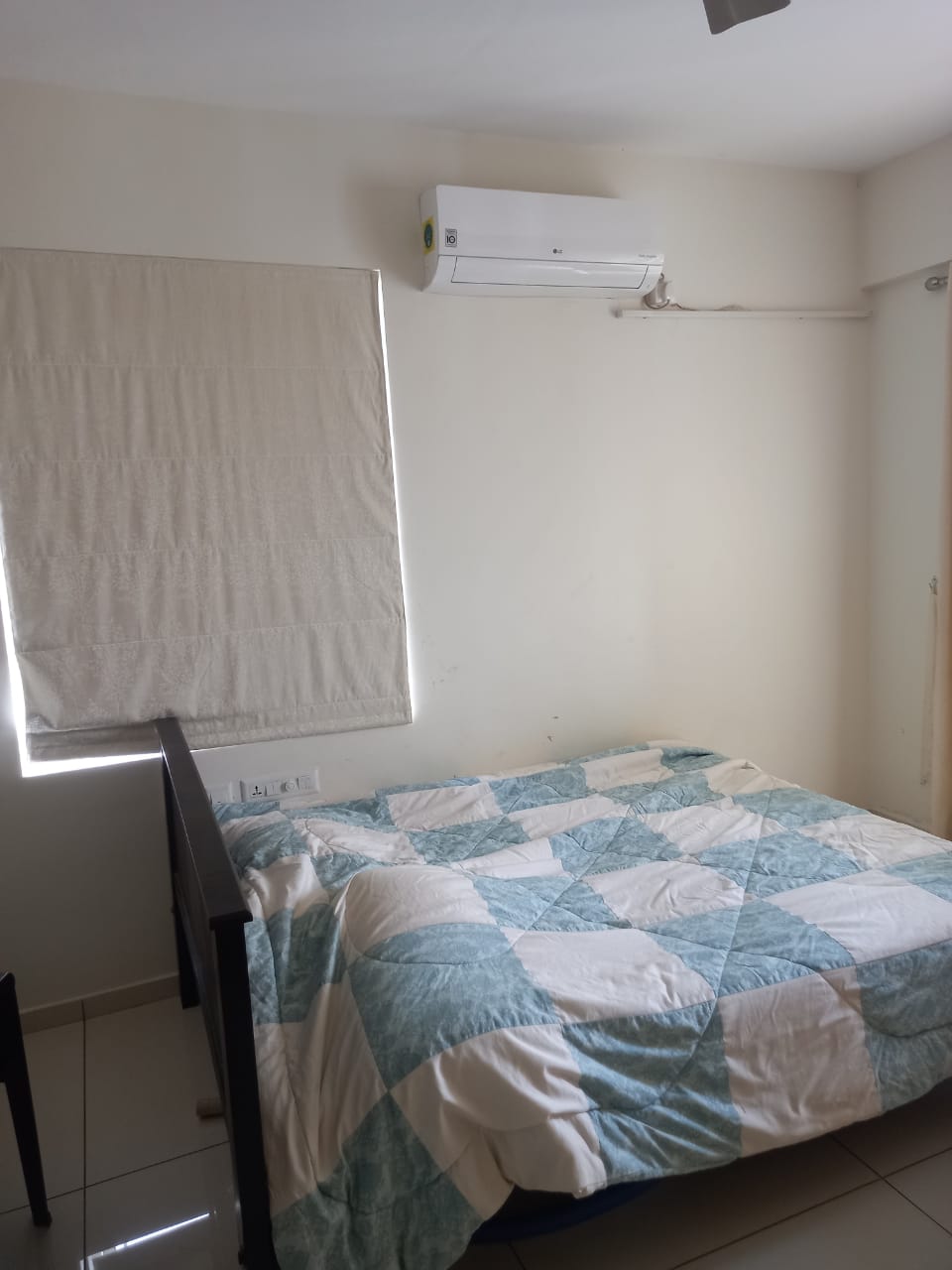 4BHK Semifurnished house 2000sqft near Petta, Tripunithra