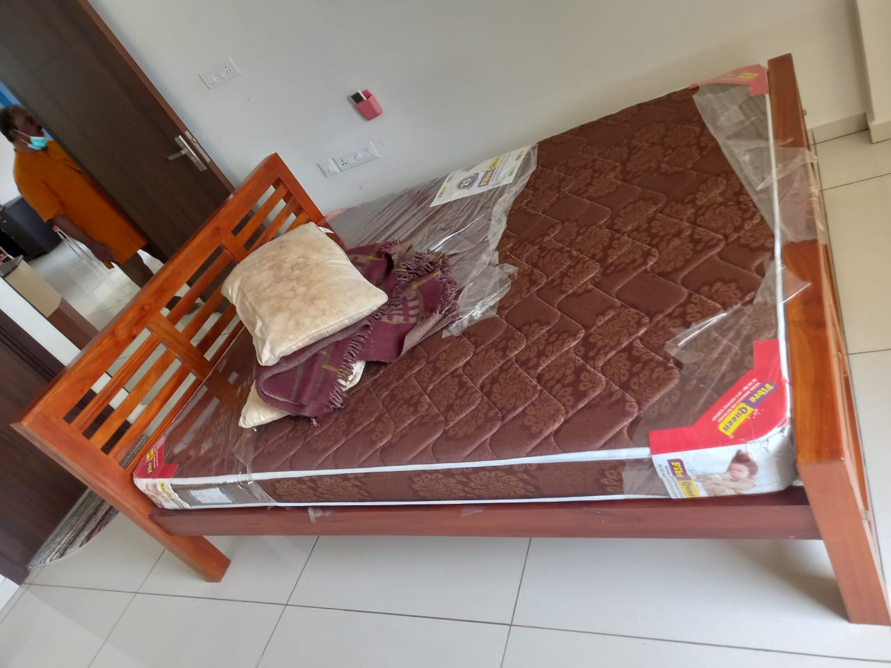 4BHK Semifurnished house 2000sqft near Petta, Tripunithra