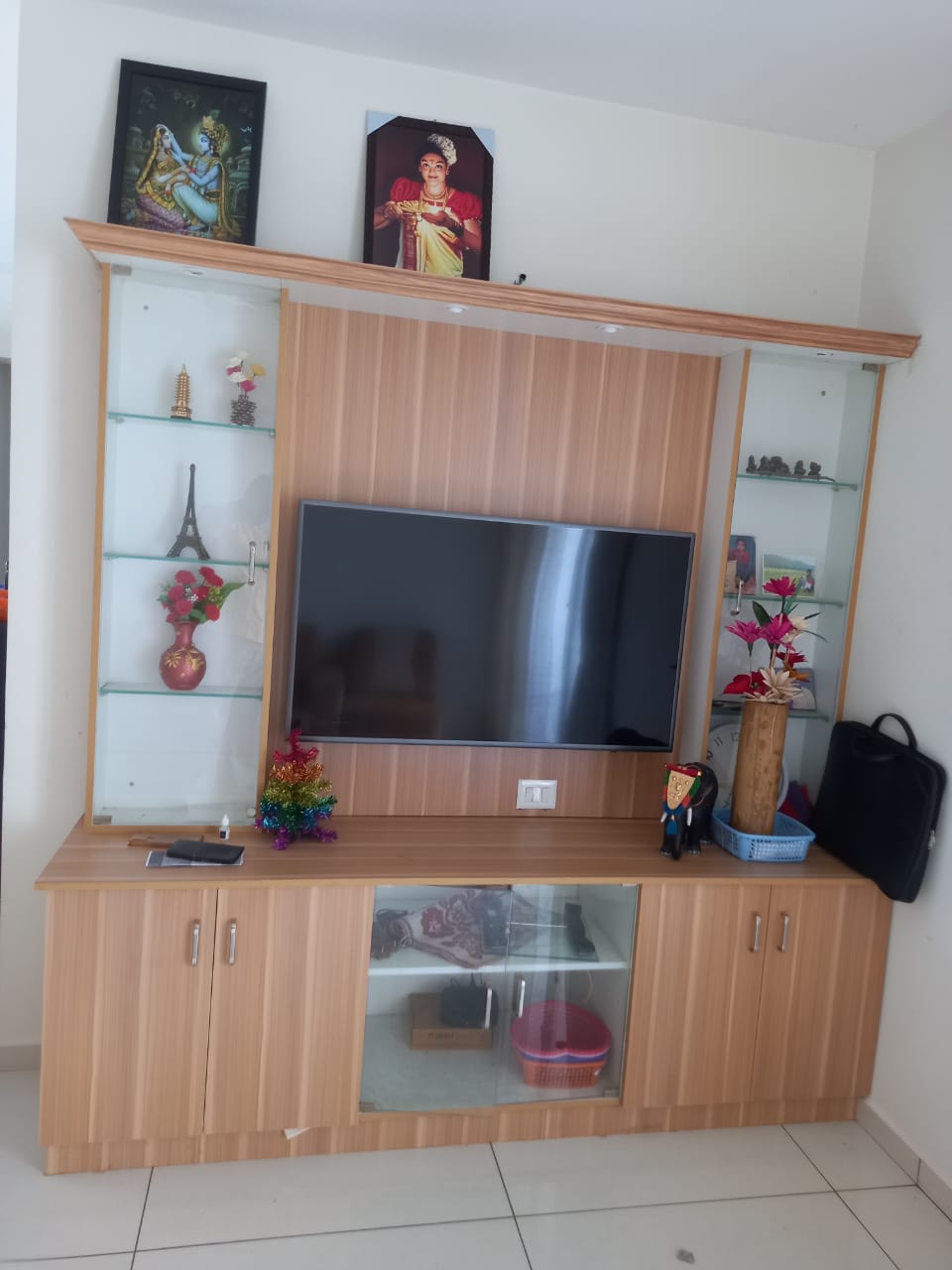 4BHK Semifurnished house 2000sqft near Petta, Tripunithra