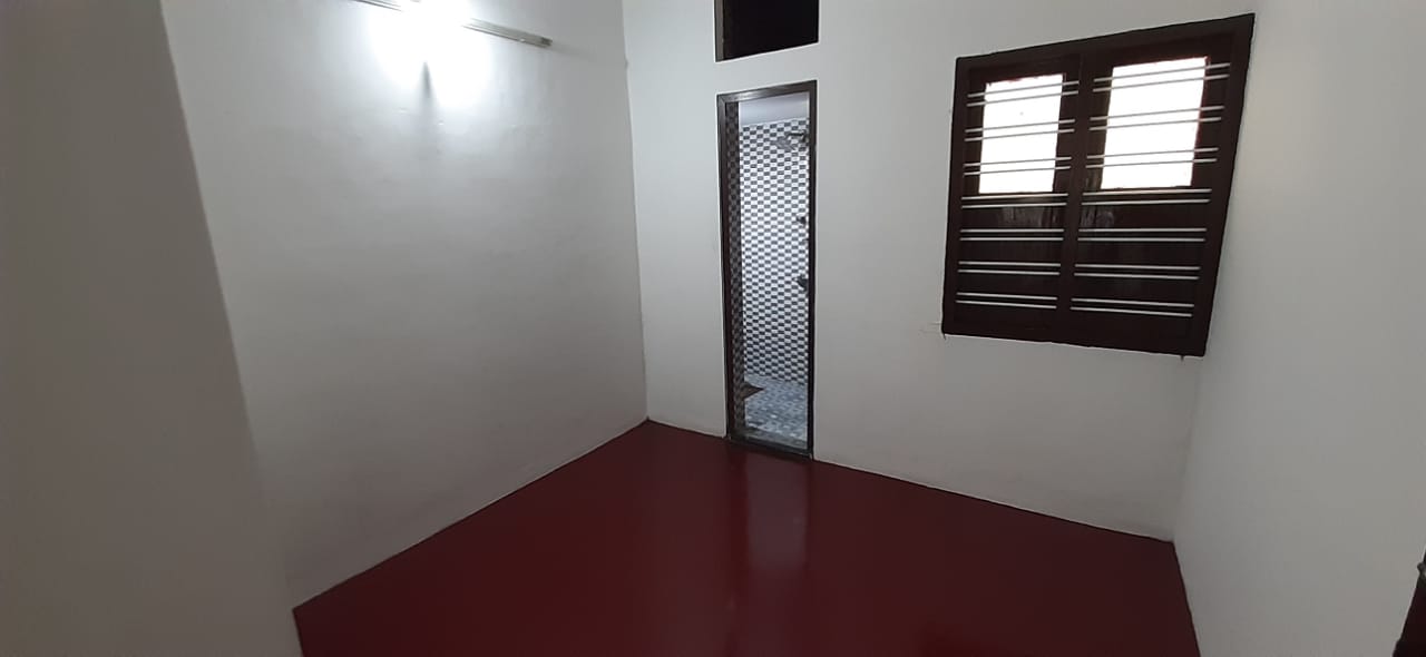 3BHK Semifurnished Flat in Marine Drive, Ernakulam, 2200 sqft