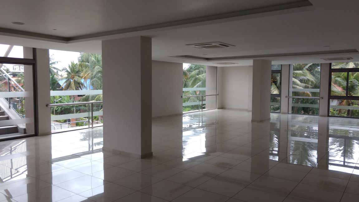 3BHK Semifurnished Posh Flat in Kadavanthra