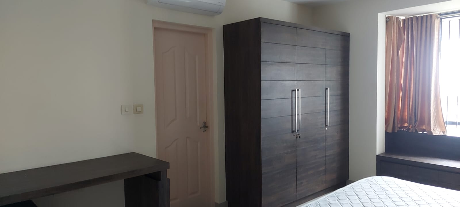 1900sqft 4BHK Fully Furnished Flat in Kadavanathra
