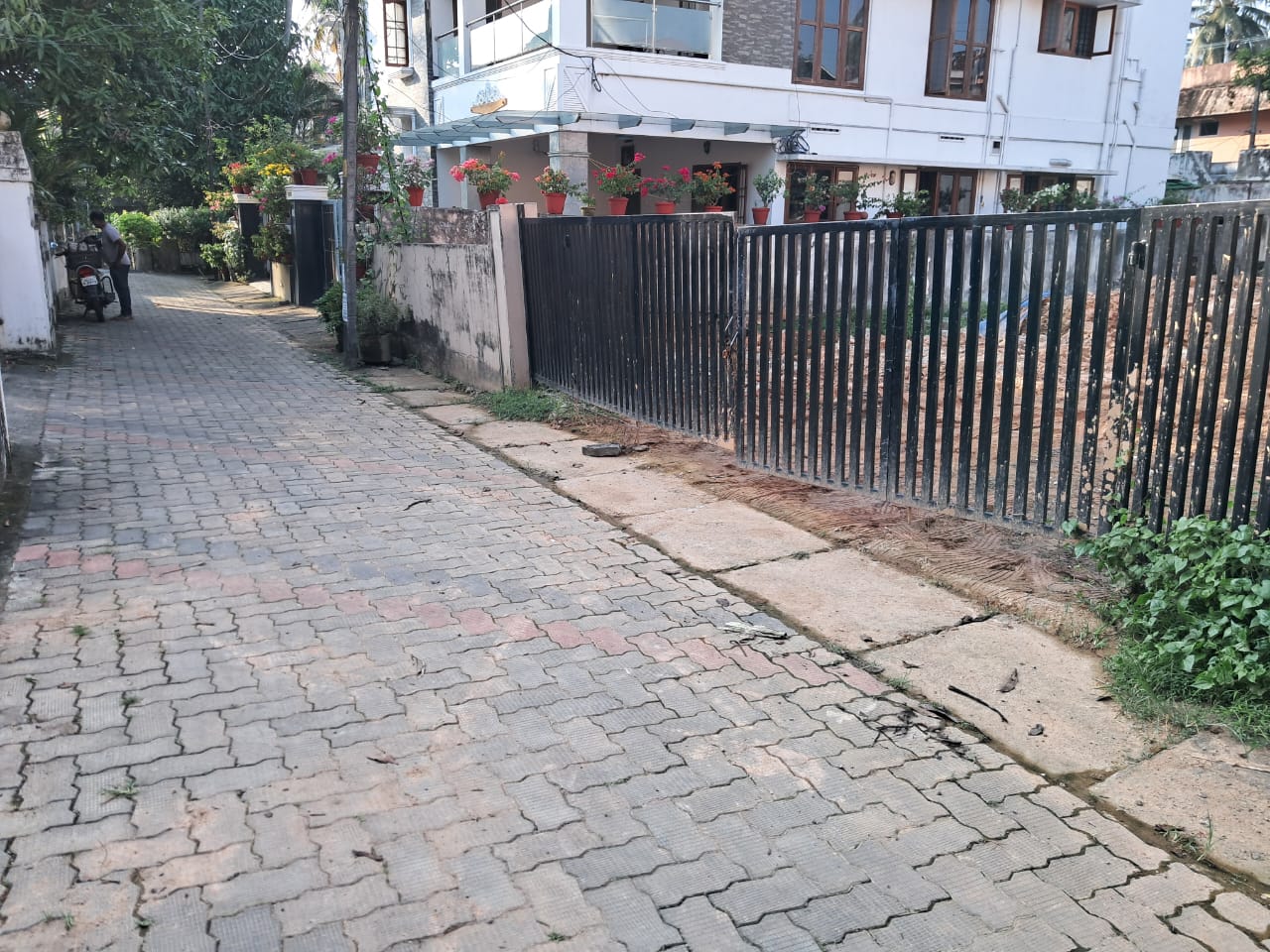 5.700 cents of Semi Commercial House plot in Kadavanthra