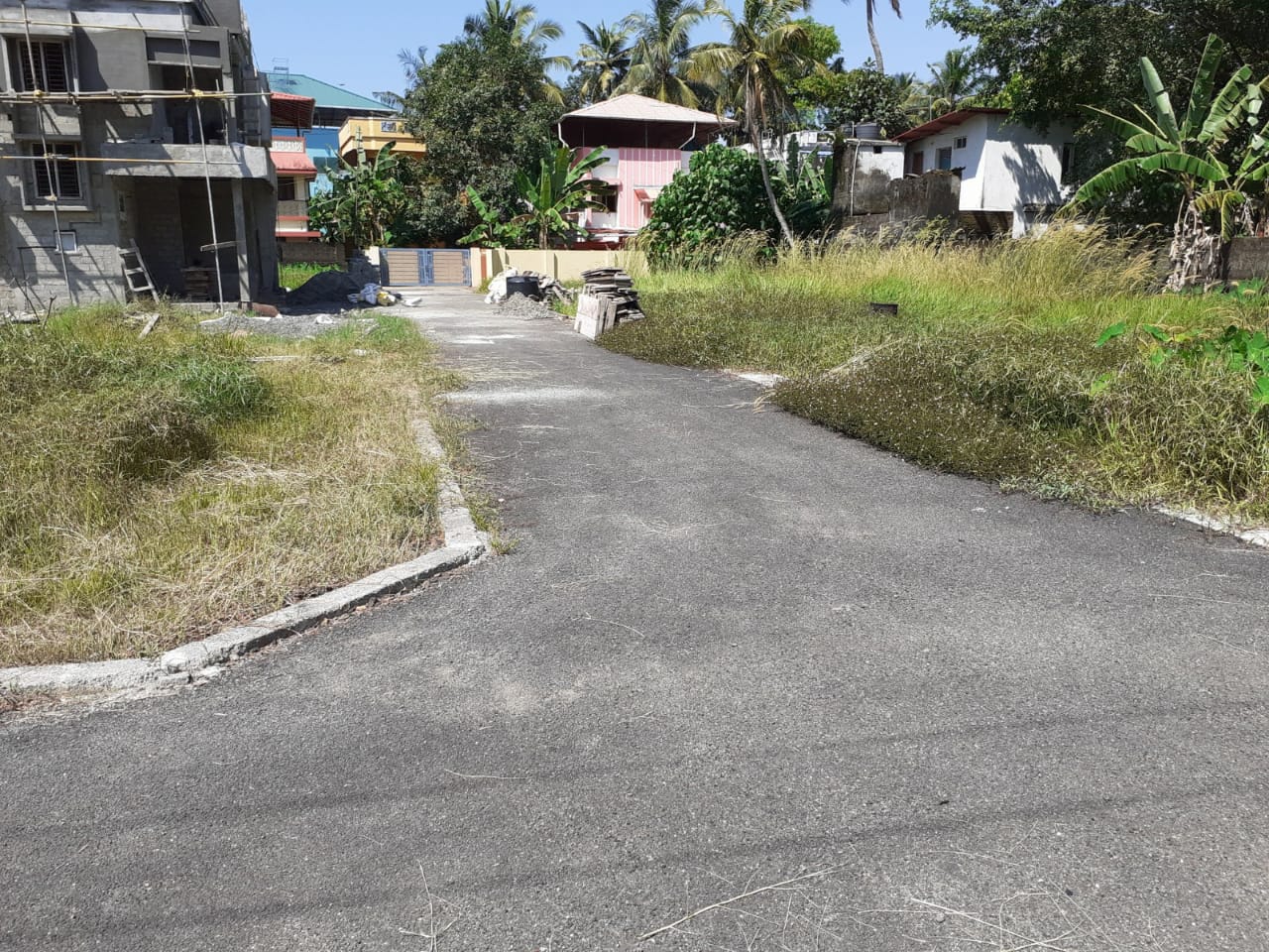 1400sqft, 3BHK Semifurnished House,1400sqft in Chottanikkara