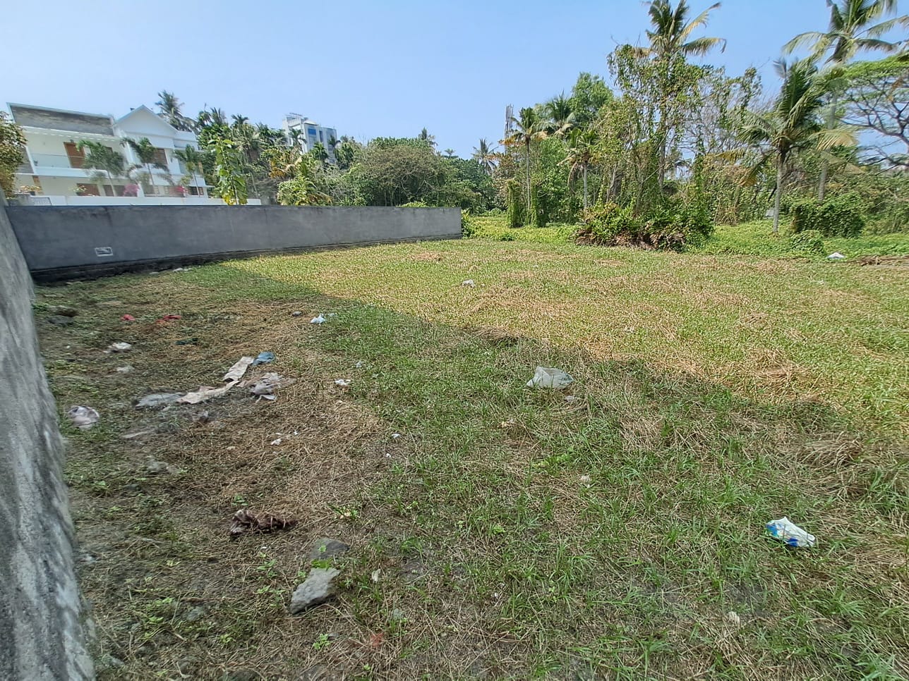 7.70cents Residential Plot in Kumaranasan Nagar, Kadavanthra