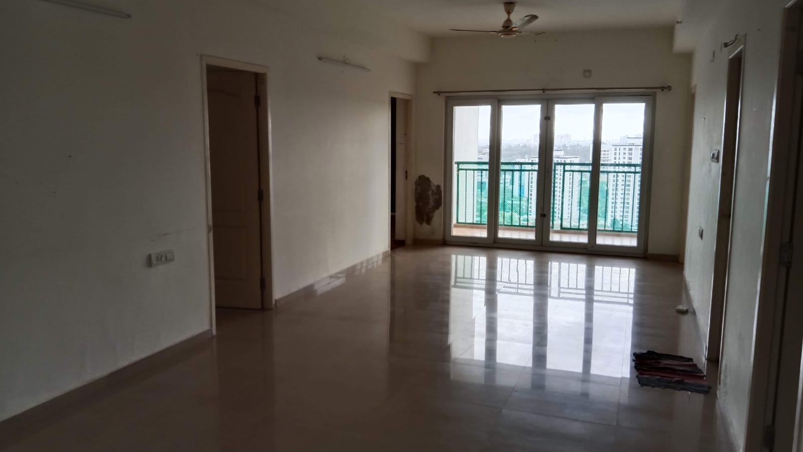 1437sqft, 3BHK Semifurnished Flat in Kakkanad