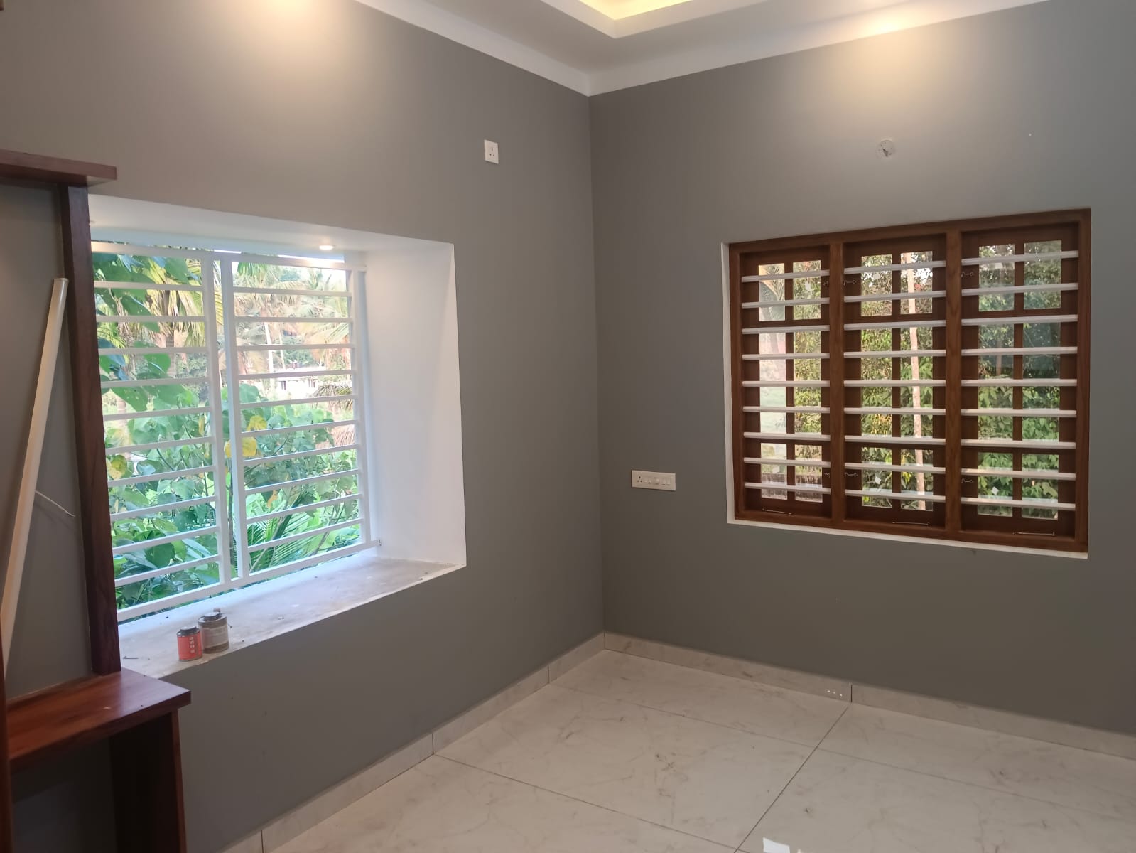 2000sqft, 4BHK Semifurnished Bradnew House
