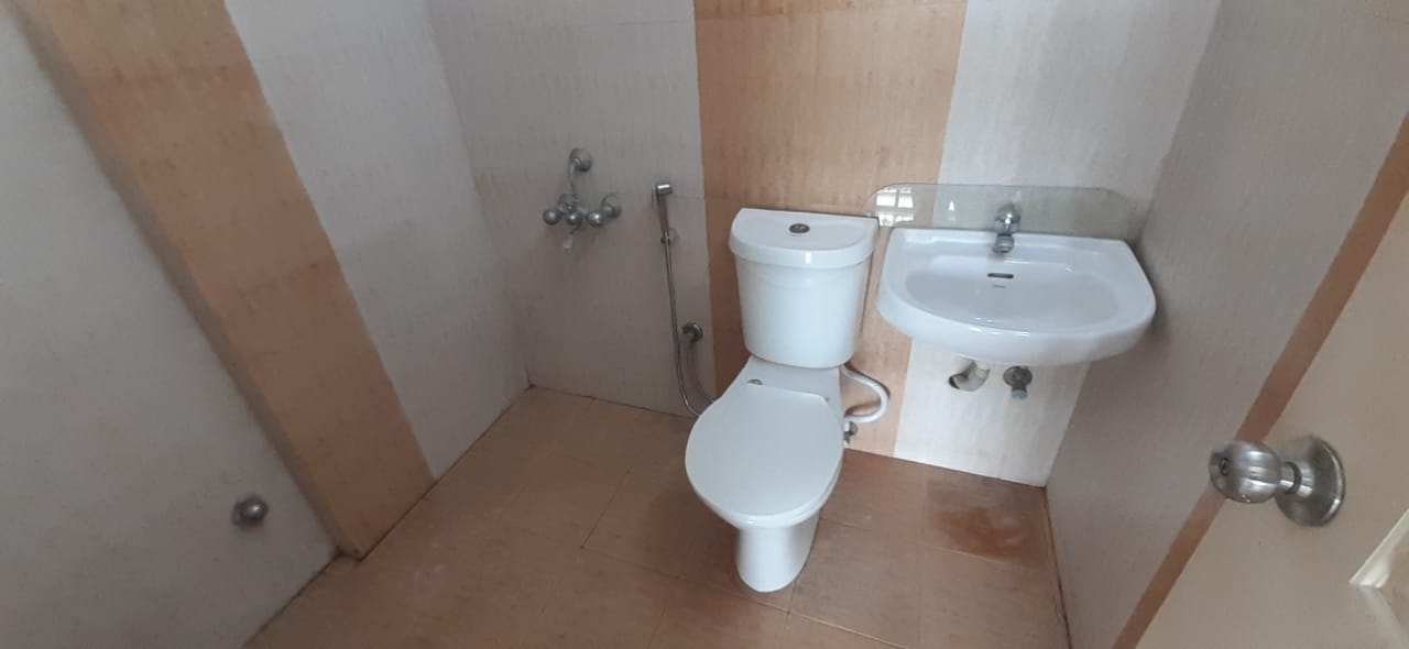 1320 sqft, 2BHK Fully Furnished Flat in Kaloor