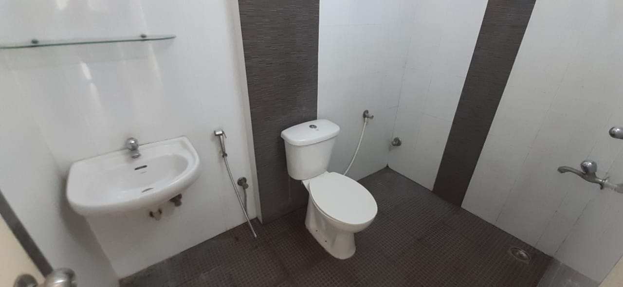 1320 sqft, 2BHK Fully Furnished Flat in Kaloor