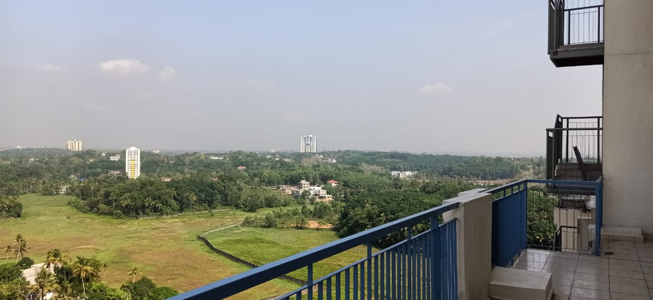 1631sqft, 3 BHK Unfurnished Flat in Kakkanad,