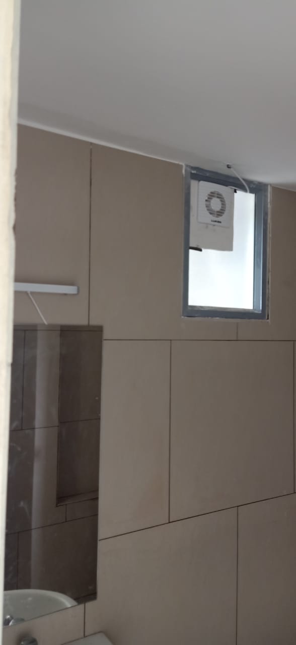 1631sqft, 3 BHK Unfurnished Flat in Kakkanad,