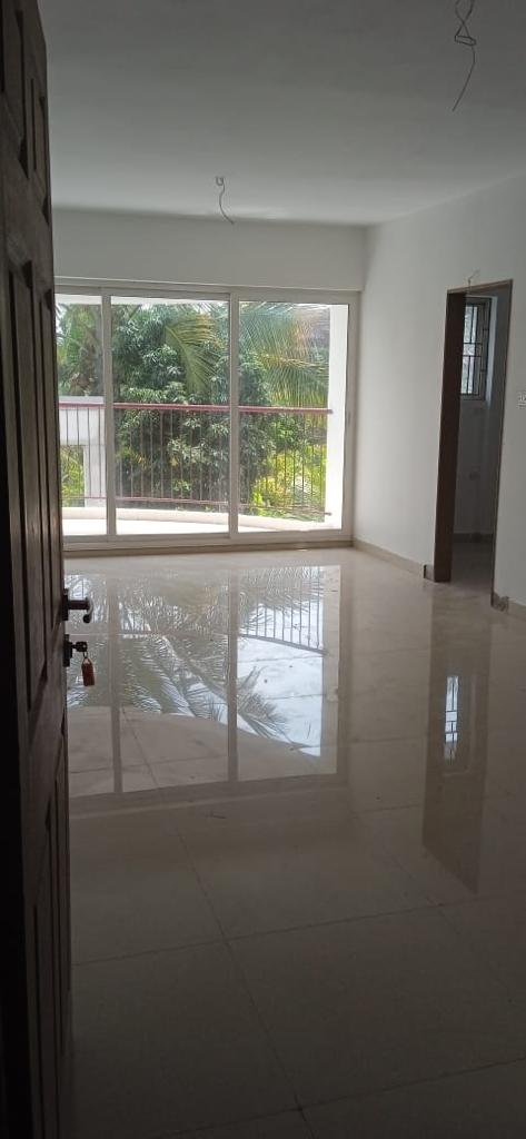 2000sqft, 4BHK Semifurnished Bradnew House
