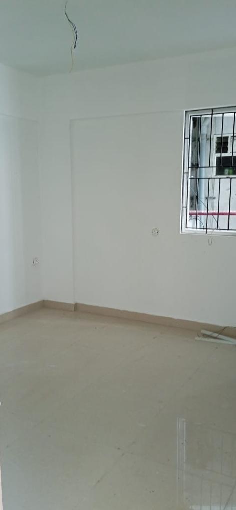 2000sqft, 4BHK Semifurnished Bradnew House