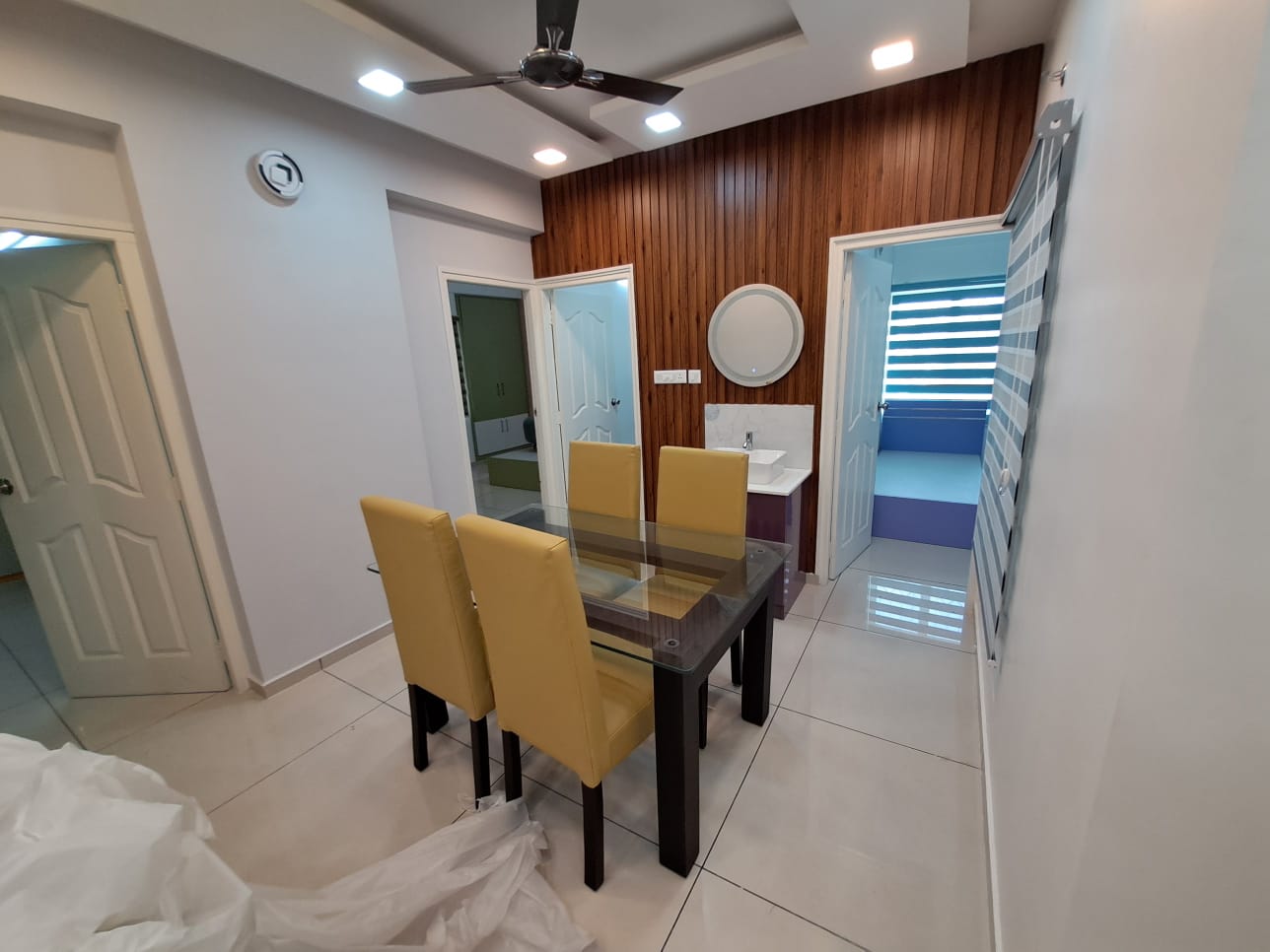 2BHK + Study room Fully Furnished Flat in Kakkanad , 930sqft