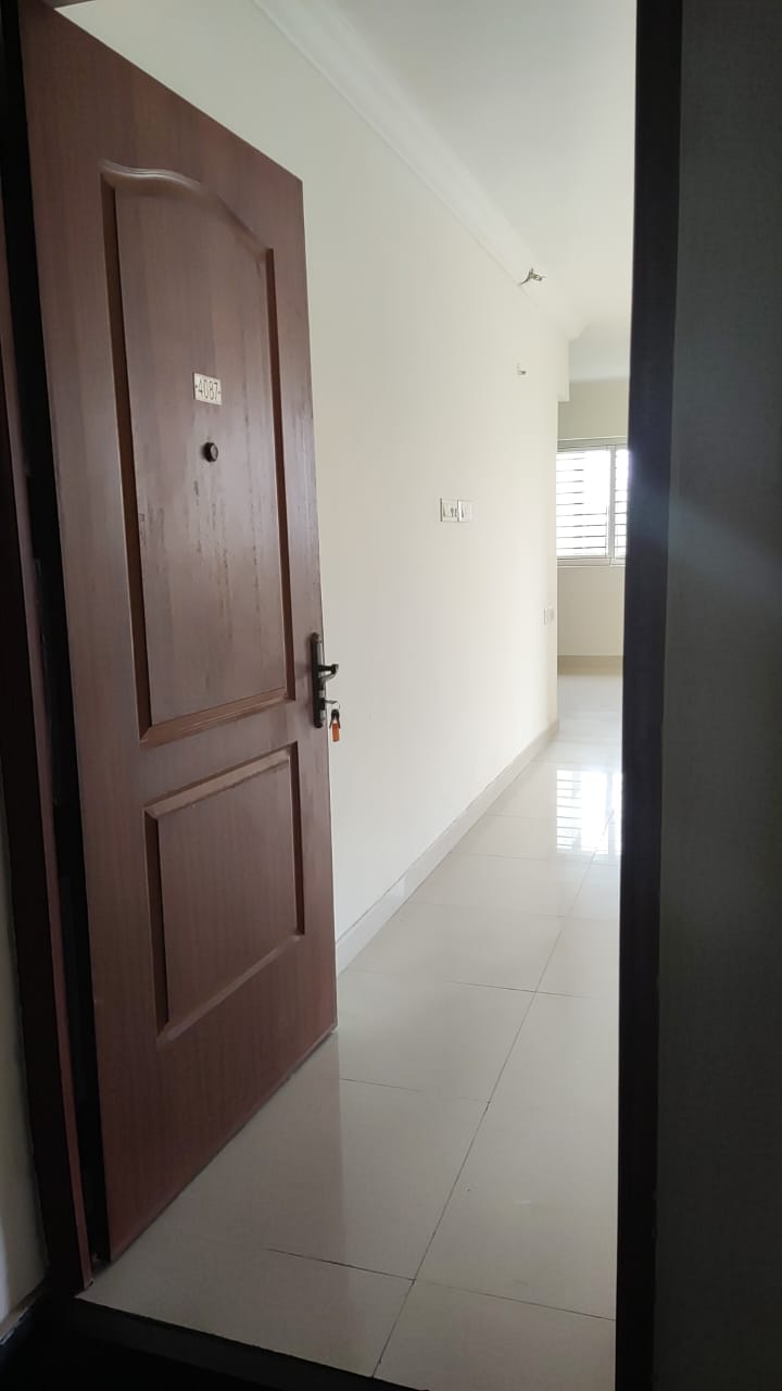 1685 sqft, 3BHK Fully Furnished Luxury flat in  Vytilla - for sale in Vytilla, Kochi ( Ernakulam ), Kerala