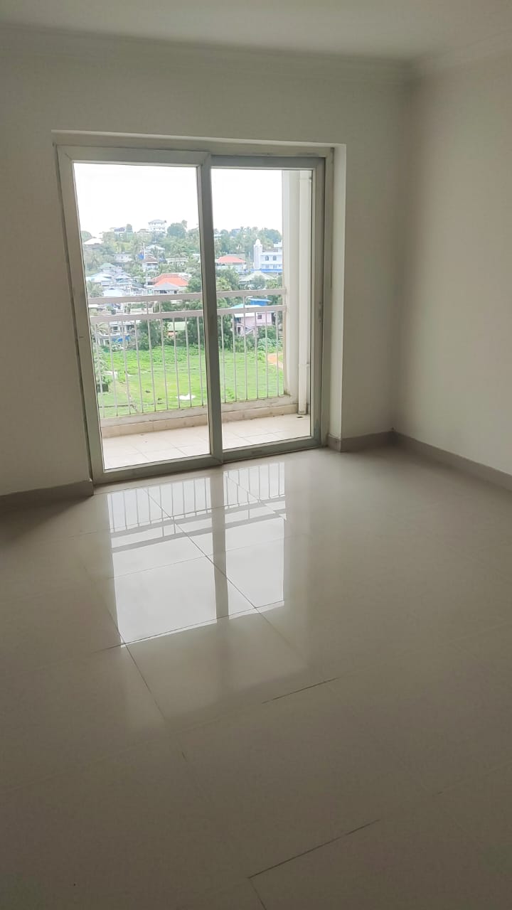 1685 sqft, 3BHK Fully Furnished Luxury flat in Vytilla