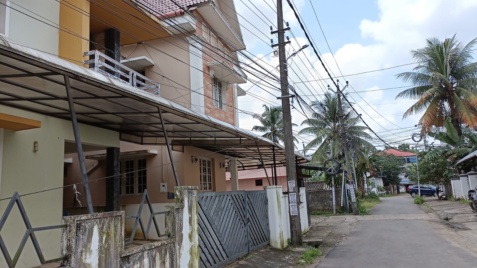 3500sqft 4BHK Semi Furnished Flat in Panampilly Nagar, Kochi