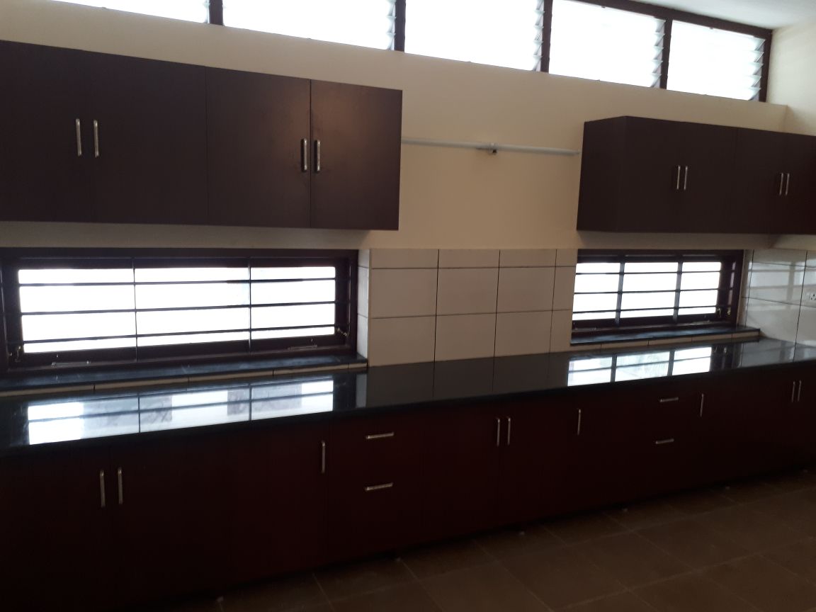 3BHK Brandnew Posh Villa2300sqft in Thengode, Kakkanad