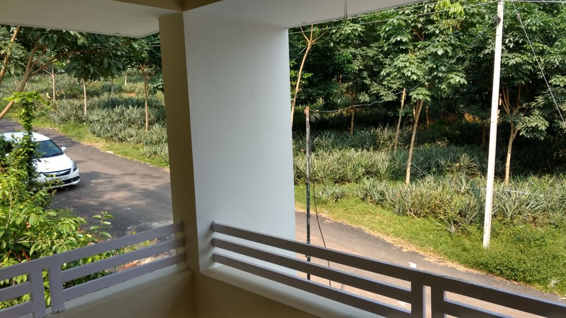 3BHK Semifurnished Brndnew House 1450sqft